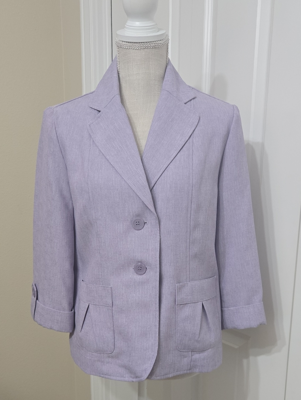 Beautiful ALFRED DUNNER Women's Lavender Blazer Jacket. NWOT SZ 10P